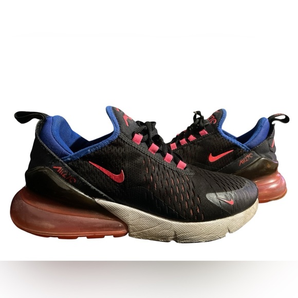 WMNS AIR MAX 270 'BLACK BRIGHT CRIMSON' - Picture 2 of 3